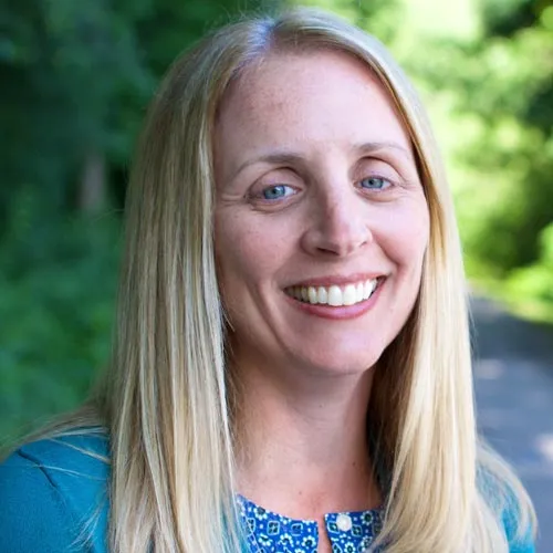 Stacy Bouchard headshot